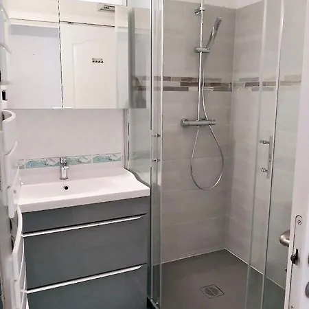 Apartment Uhaina Charmant T3 Et Grande Terrasse Dans Villa *